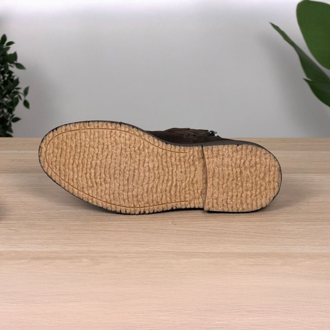 Stivali stringati stile paracadutista in pelle scamosciata - Testa di moro