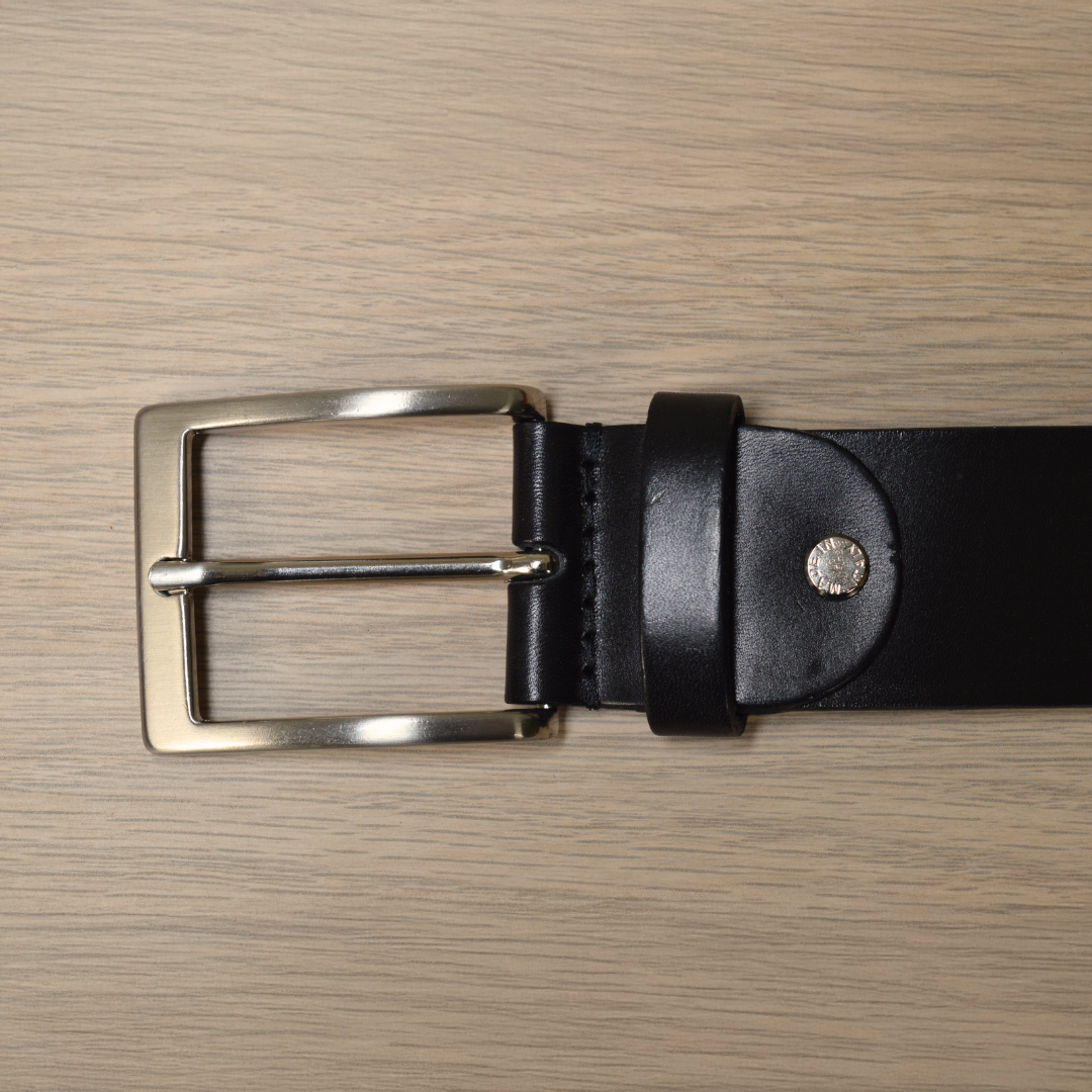 Cintura casual in pelle opaca - Nero