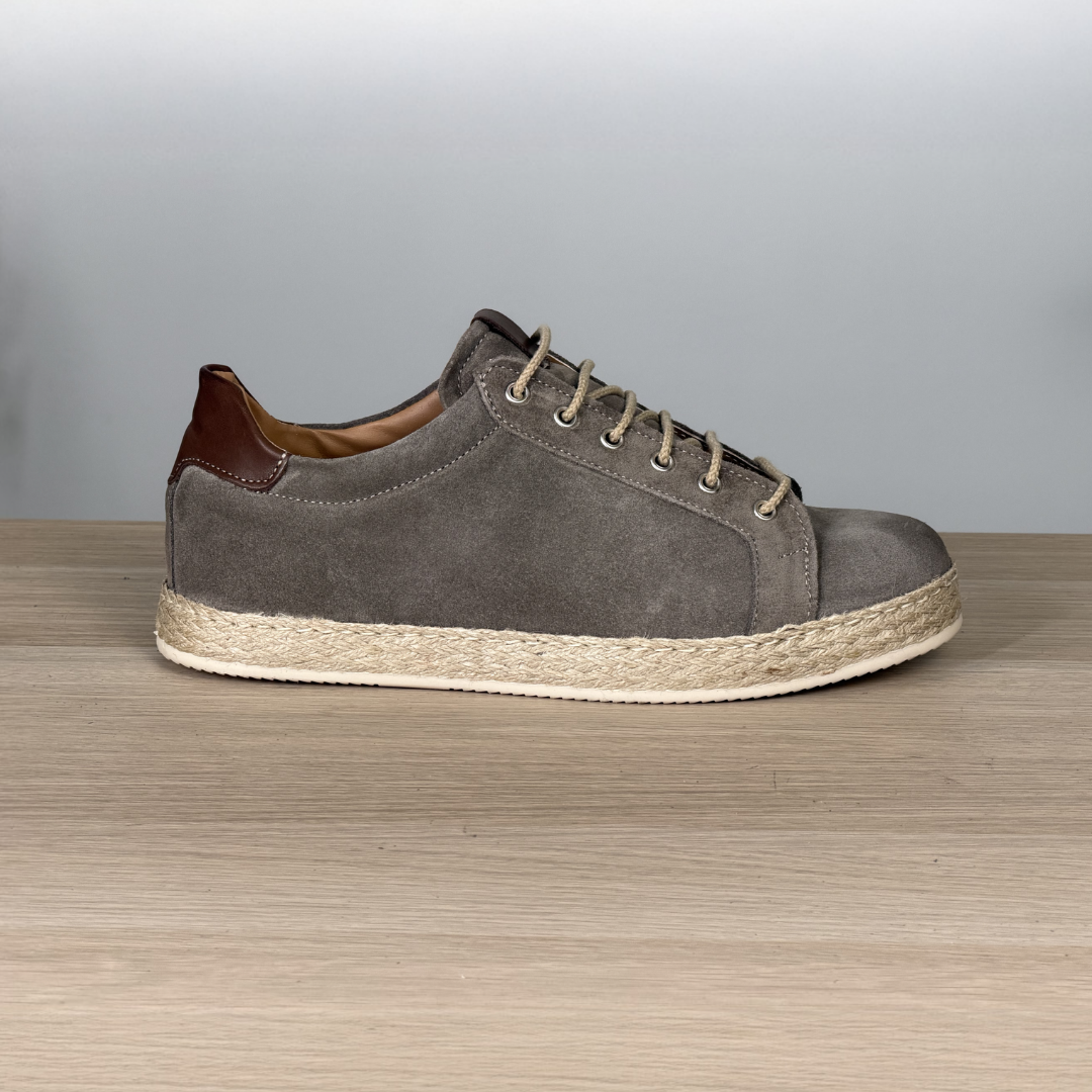 Sneakers in camoscio con fondo in corda - Tortora