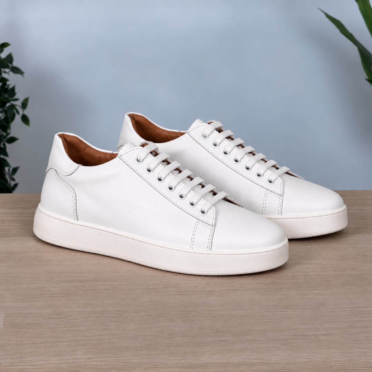 Sneakers in pelle suola bassa - Bianco