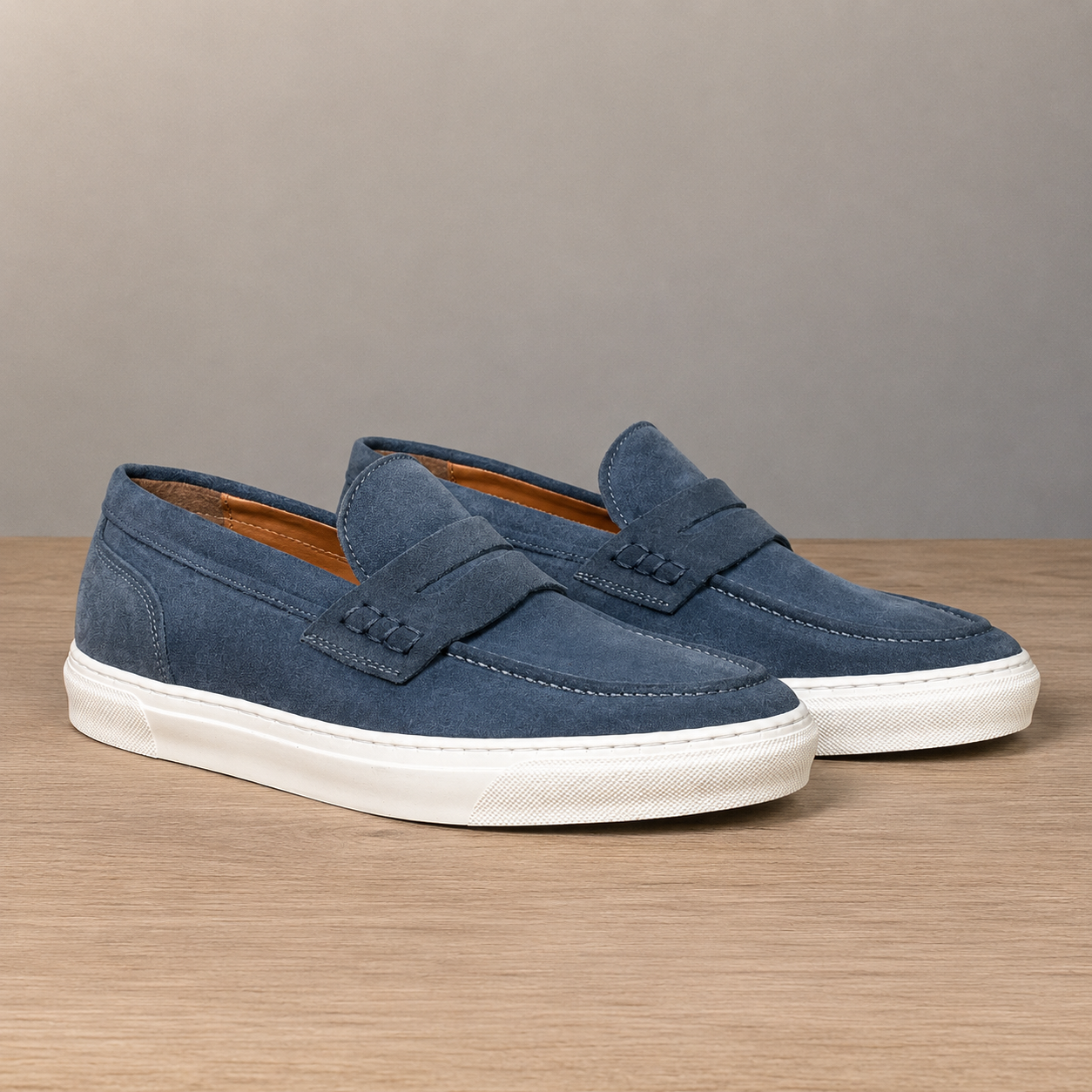 Mocassino con suola in gomma - Camoscio jeans