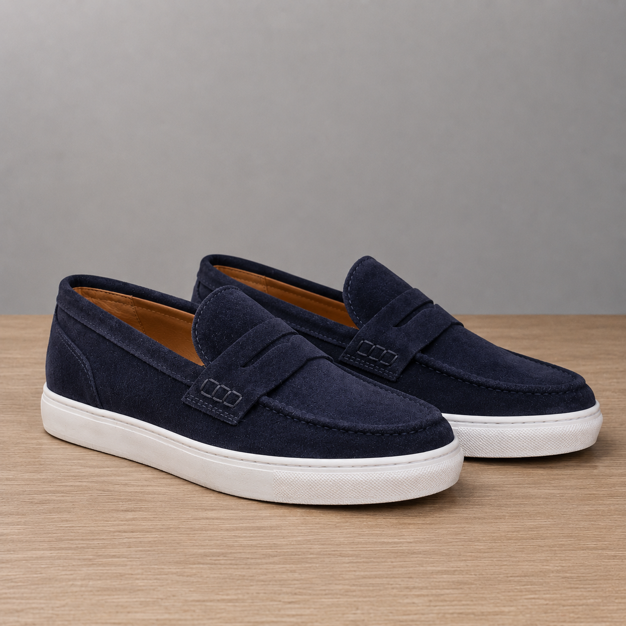 Mocassino con suola in gomma - Camoscio blu