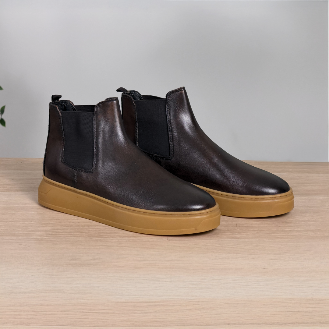 Stivaletto Chelsea suola sagomata in pelle di vitello - Testa di moro