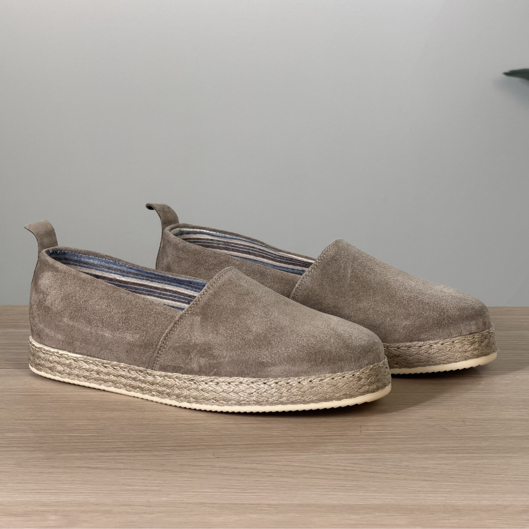 Espadrillas leggere in camoscio - Tortora