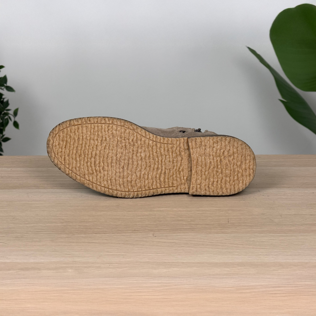 Stivali stringati stile paracadutista in pelle scamosciata - Tortora