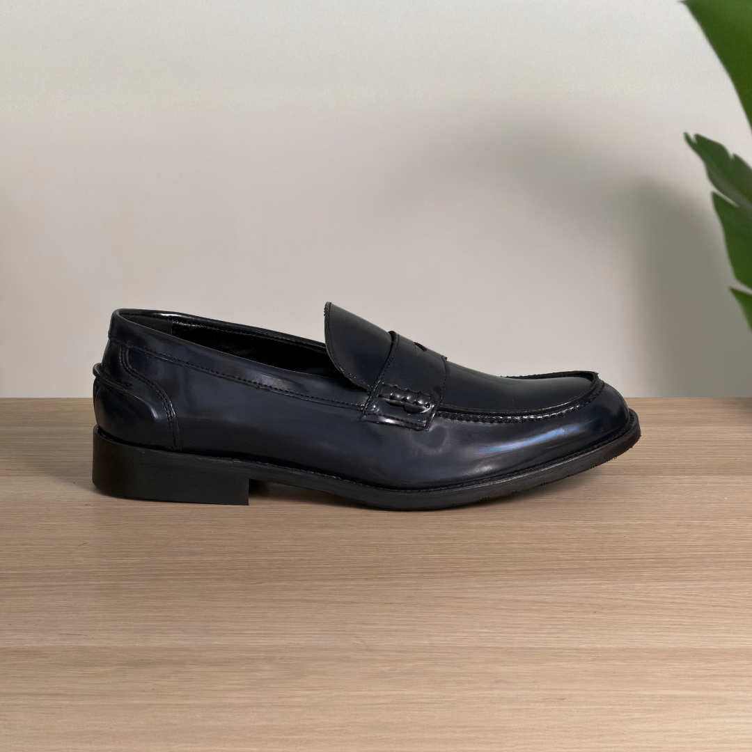 Mocassino classico in pelle lucida e suola in cuoio - Blu