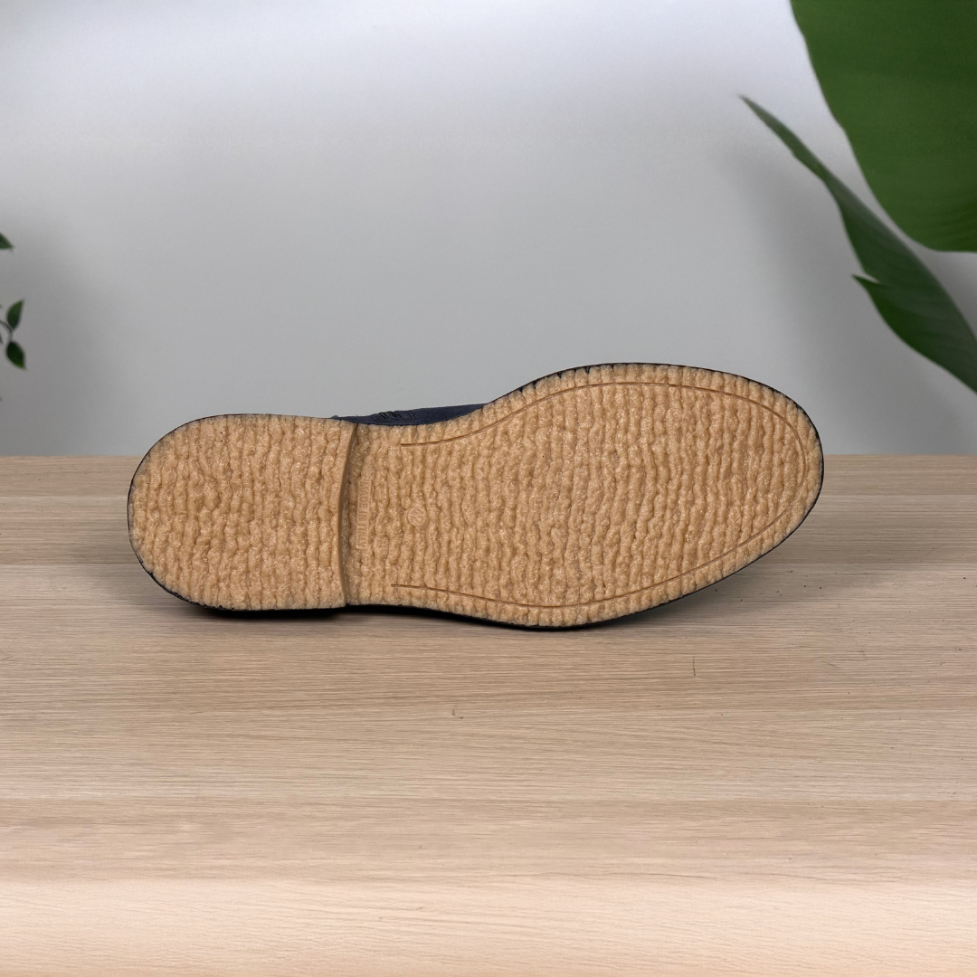 Stivali stringati stile paracadutista in pelle di vitello - Nero