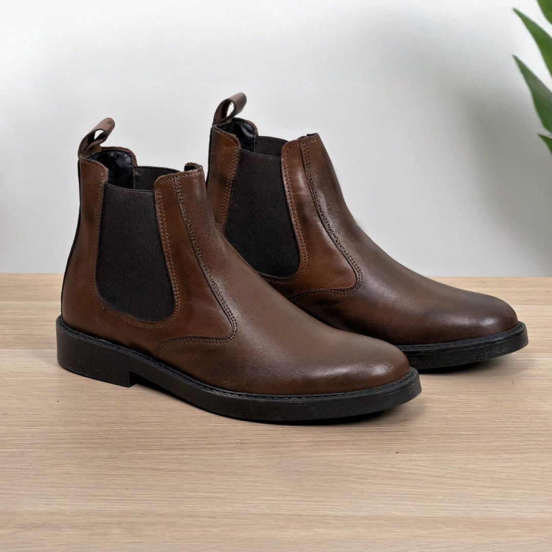 Stivaletto Chelsea in pelle di vitello liscia - Testa di moro