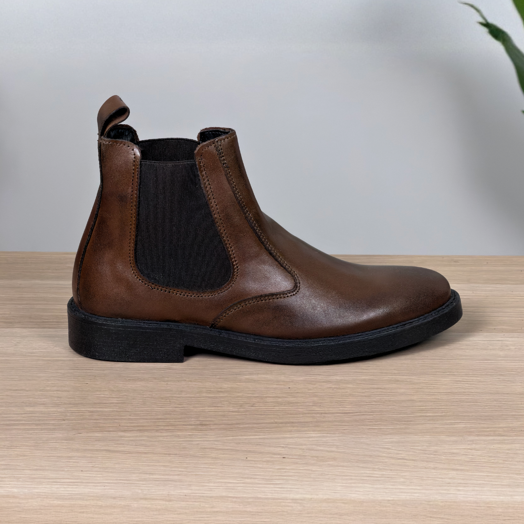 Stivaletto Chelsea in pelle di vitello liscia - Testa di moro