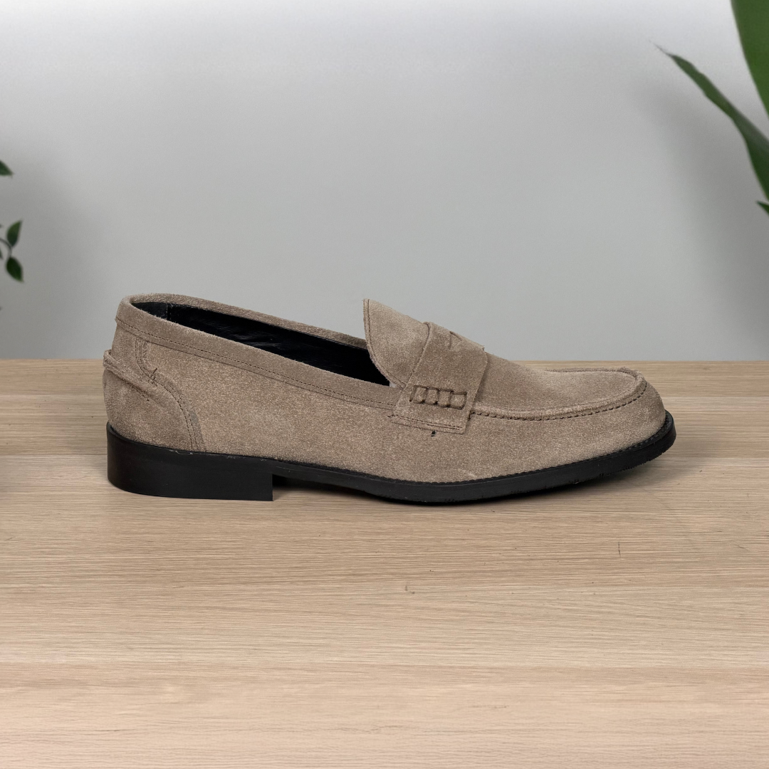 Mocassino classico suola in cuoio - Camoscio Tortora