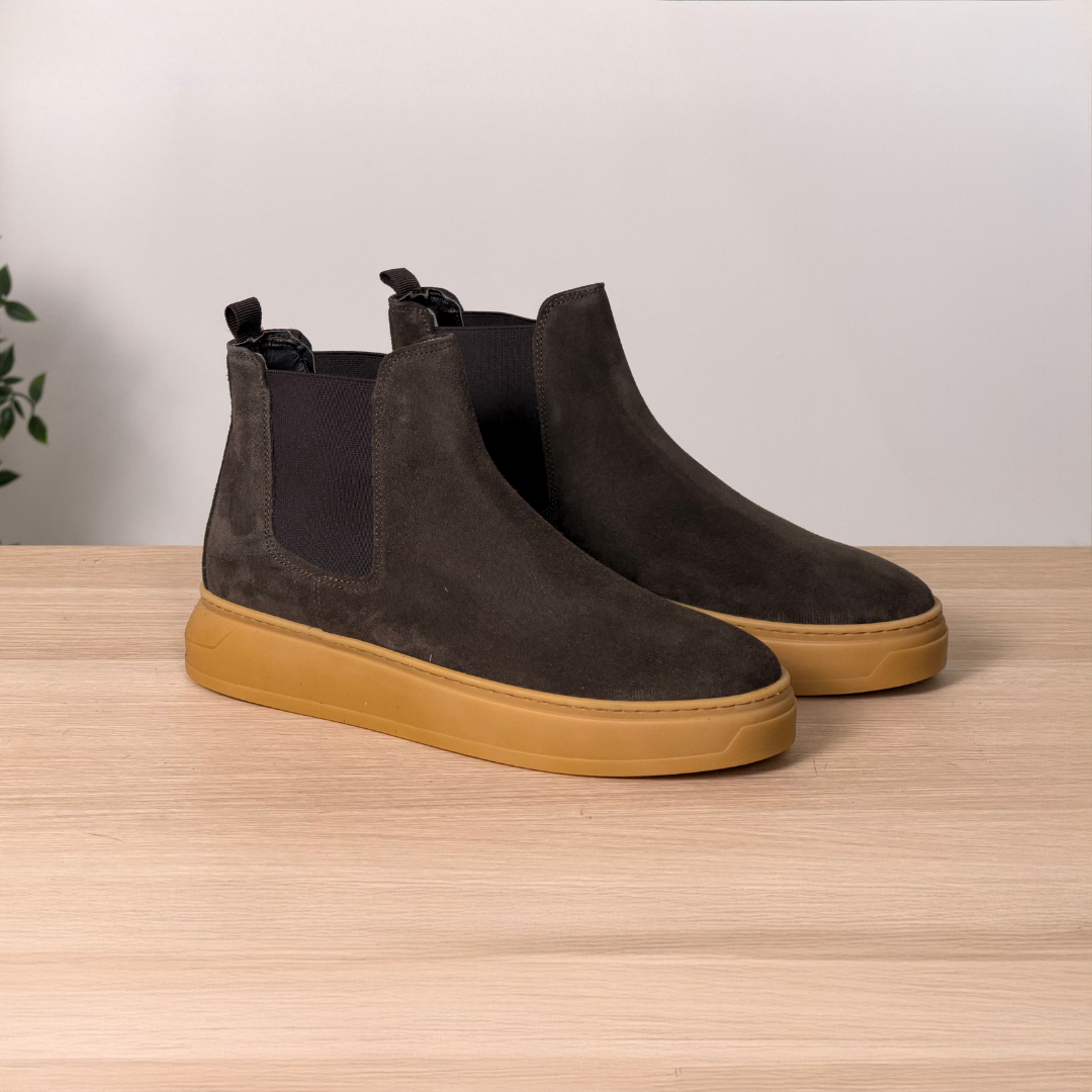 Stivaletto Chelsea suola sagomata in caucciù in pelle scamosciata - Testa di Moro