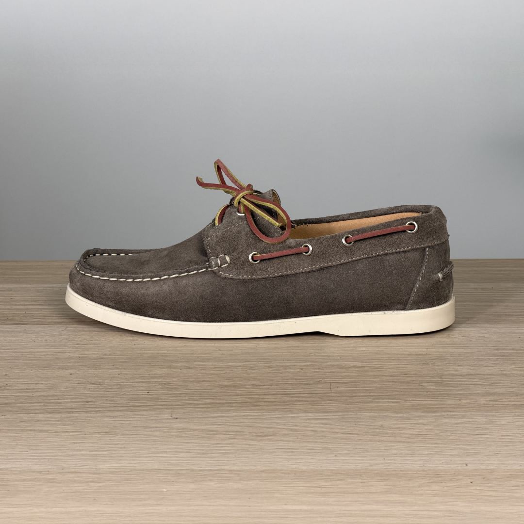 Mocassino da barca in camoscio - Tortora