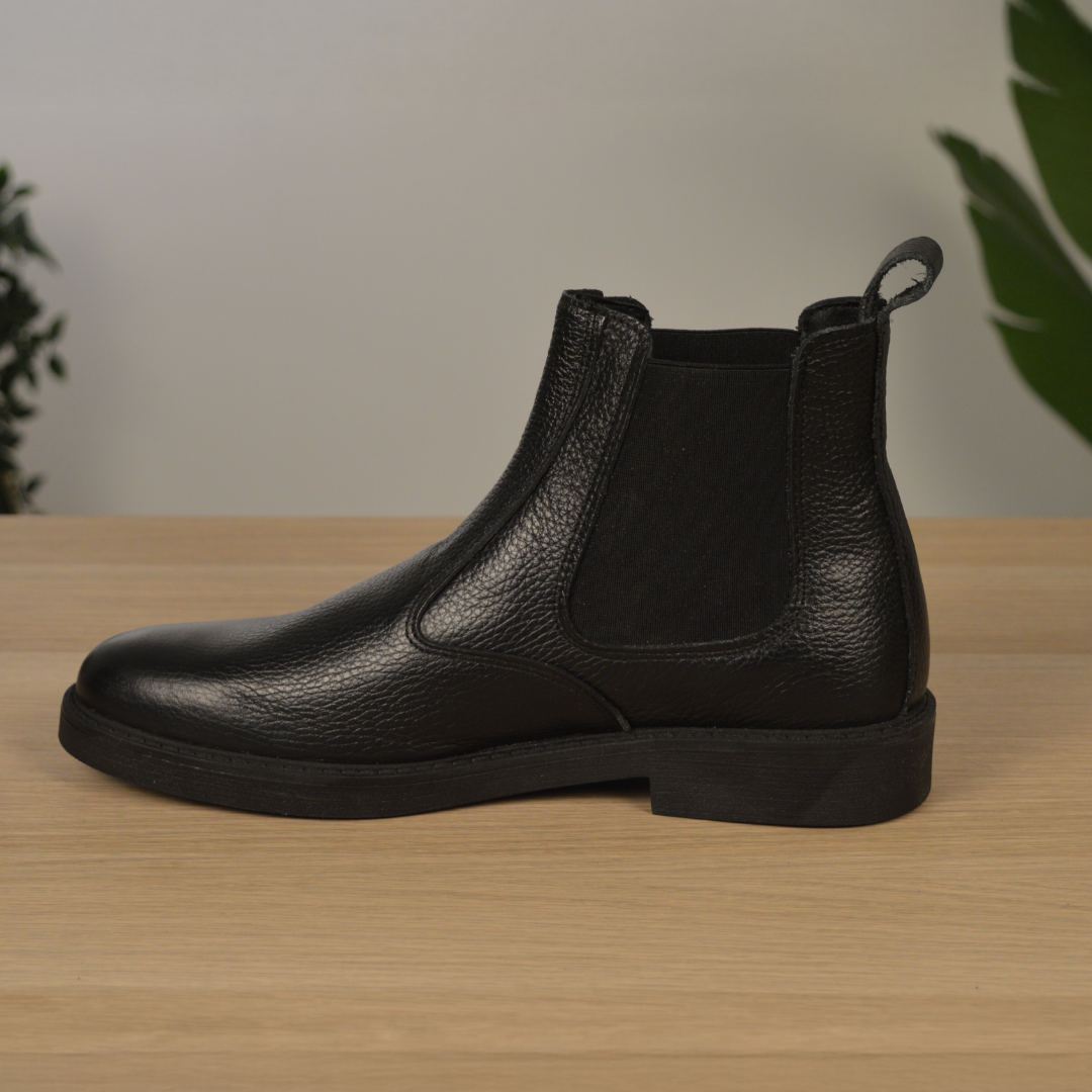 Stivaletto Chelsea in pelle di vitello martellata - Nero