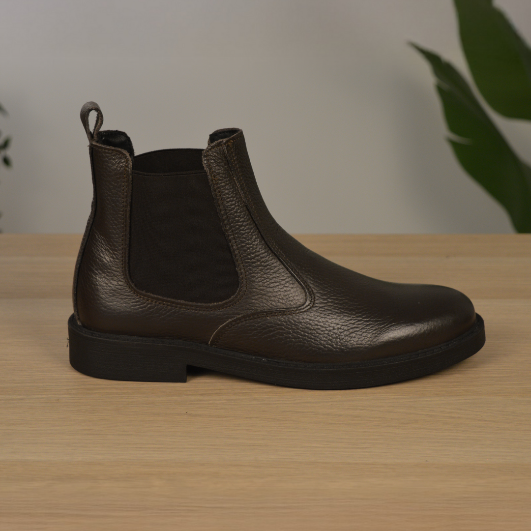 Stivaletto Chelsea in pelle di vitello martellata - Testa di Moro