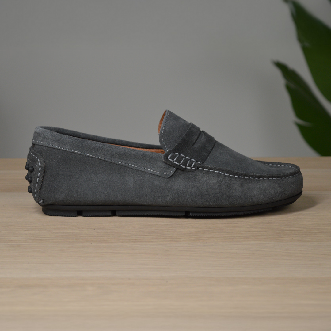 Mocassino con bendina e suola con gommini - Camoscio Grigio